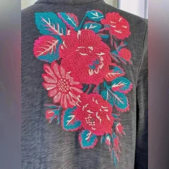 J Jill Med open style embroidered duster sweater jacket dark, gray, beautiful - Picture 4 of 9